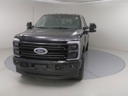 New 2025 Ford F350 Platinum w/ FX4 Off-Road Package image 9