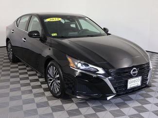 Used 2023 Nissan Altima 2.5 SV FWD video 1