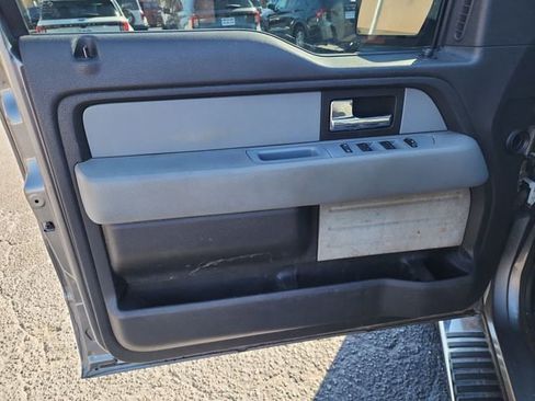 Used 2012 Ford F150 XLT w/ XLT Chrome Pkg image 9