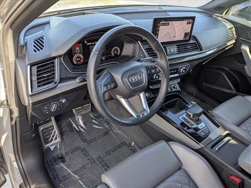 Used 2021 Audi SQ5 Prestige w/ Prestige Package image 10
