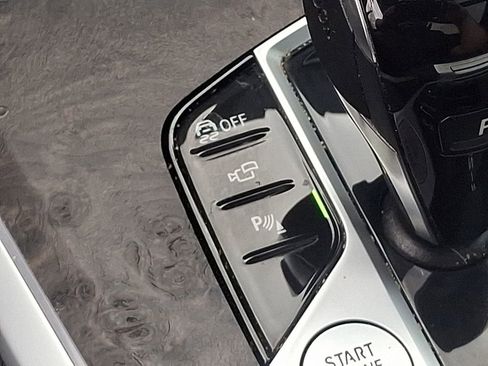 Used 2022 BMW X5 xDrive40i w/ Climate Comfort Package image 26