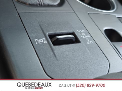 Used 2023 Toyota Highlander LE image 18