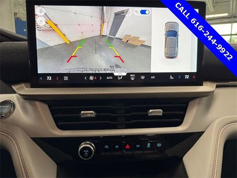 New 2026 Ford Explorer Active w/ Active Comfort Package image 14