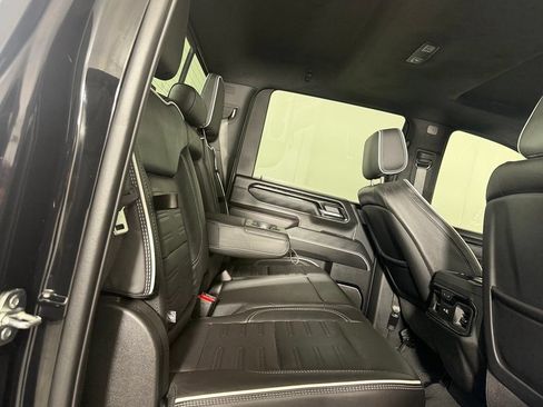 Used 2026 GMC Sierra 2500 AT4X AWD/4WD image 19