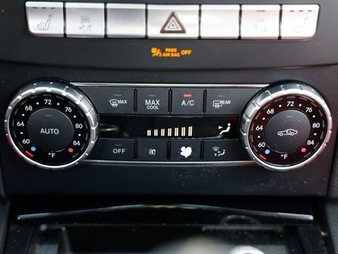 Used 2015 Mercedes-Benz C 63 AMG Coupe image 35