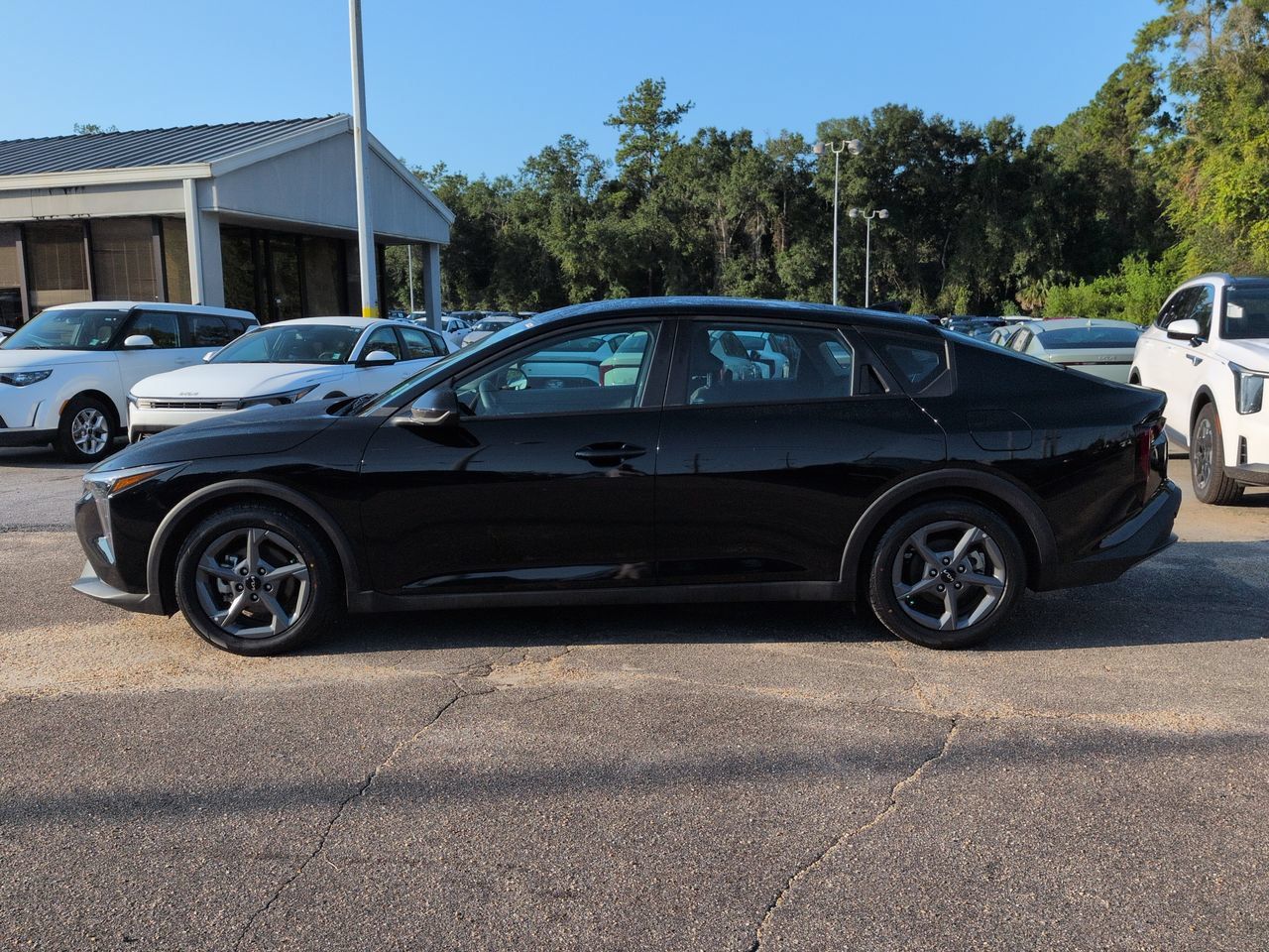 Used 2025 Kia K4 FWD image 8