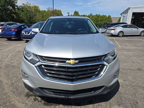 Used 2021 Chevrolet Equinox LT FWD image 2