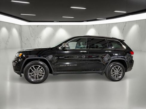 Used 2020 Jeep Grand Cherokee Limited w/ Luxury Group II image 2