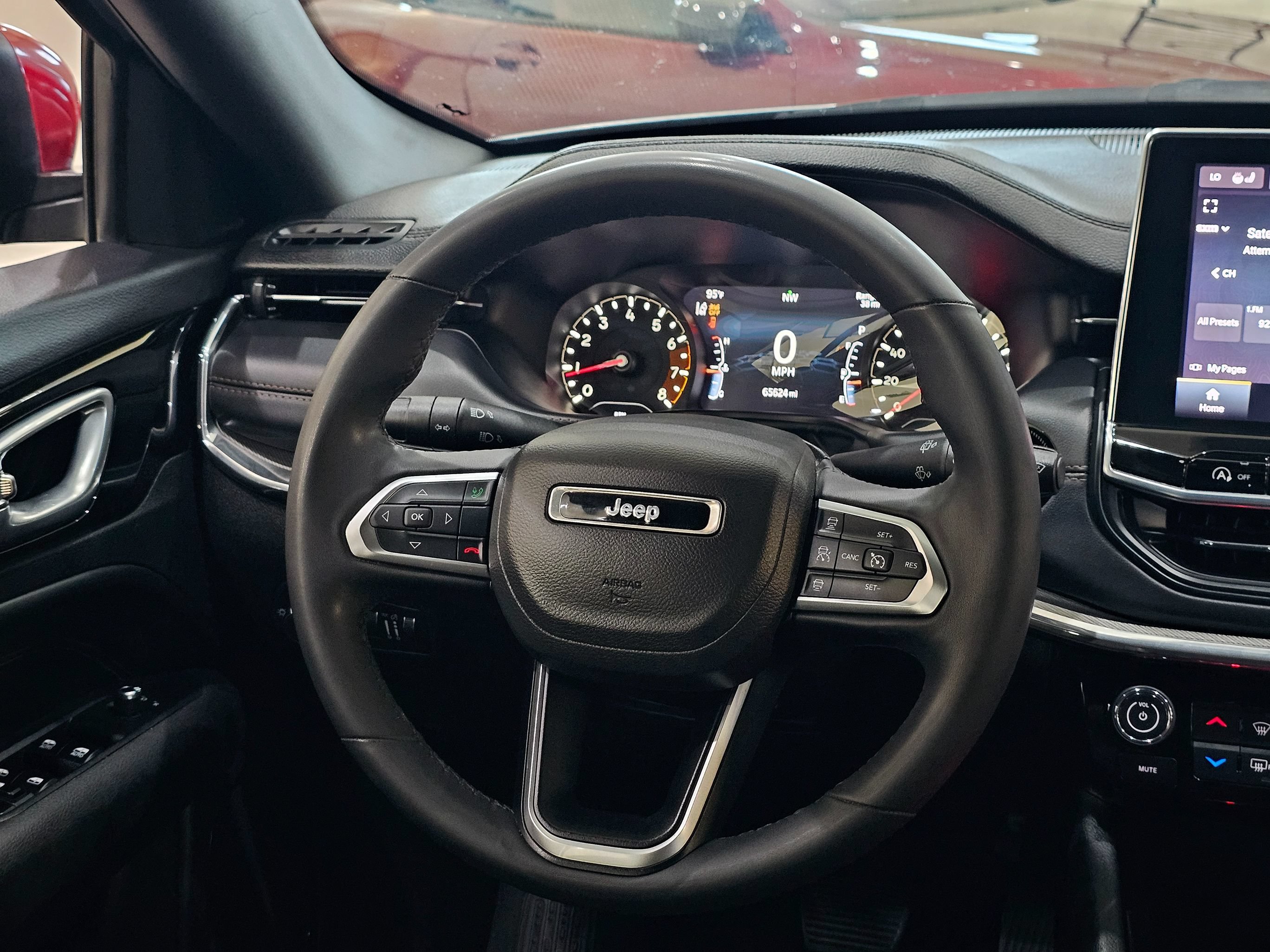 Used 2023 Jeep Compass Limited AWD/4WD image 25