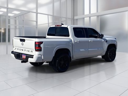 New 2026 Nissan Frontier SV w/ SV Convenience Package image 6