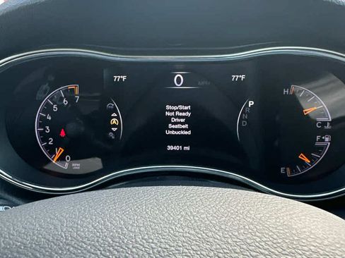 Used 2020 Jeep Grand Cherokee Altitude AWD/4WD image 14