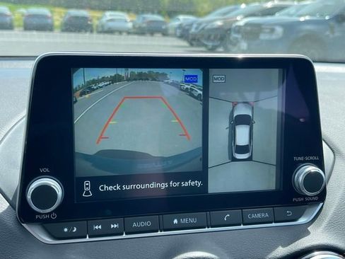 New 2025 Nissan Sentra SR w/ SR Premium Package image 31