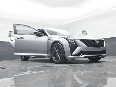 Used 2025 Cadillac CT5 V image 68