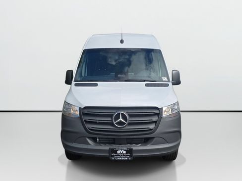 New 2026 Mercedes-Benz Sprinter 2500 image 8