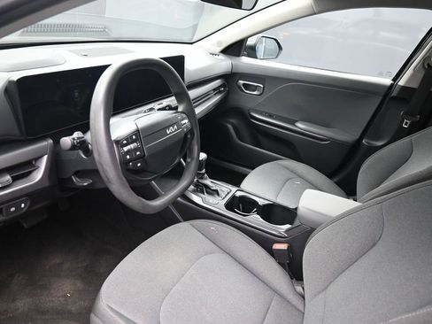 Used 2025 Kia K4 FWD image 20