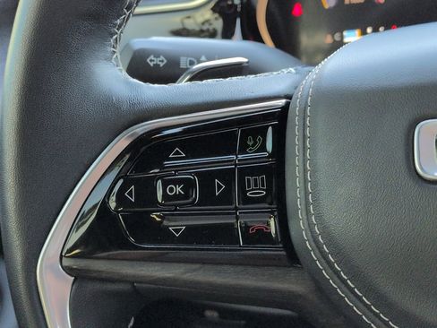 Certified 2022 Jeep Grand Cherokee Overland AWD/4WD image 24