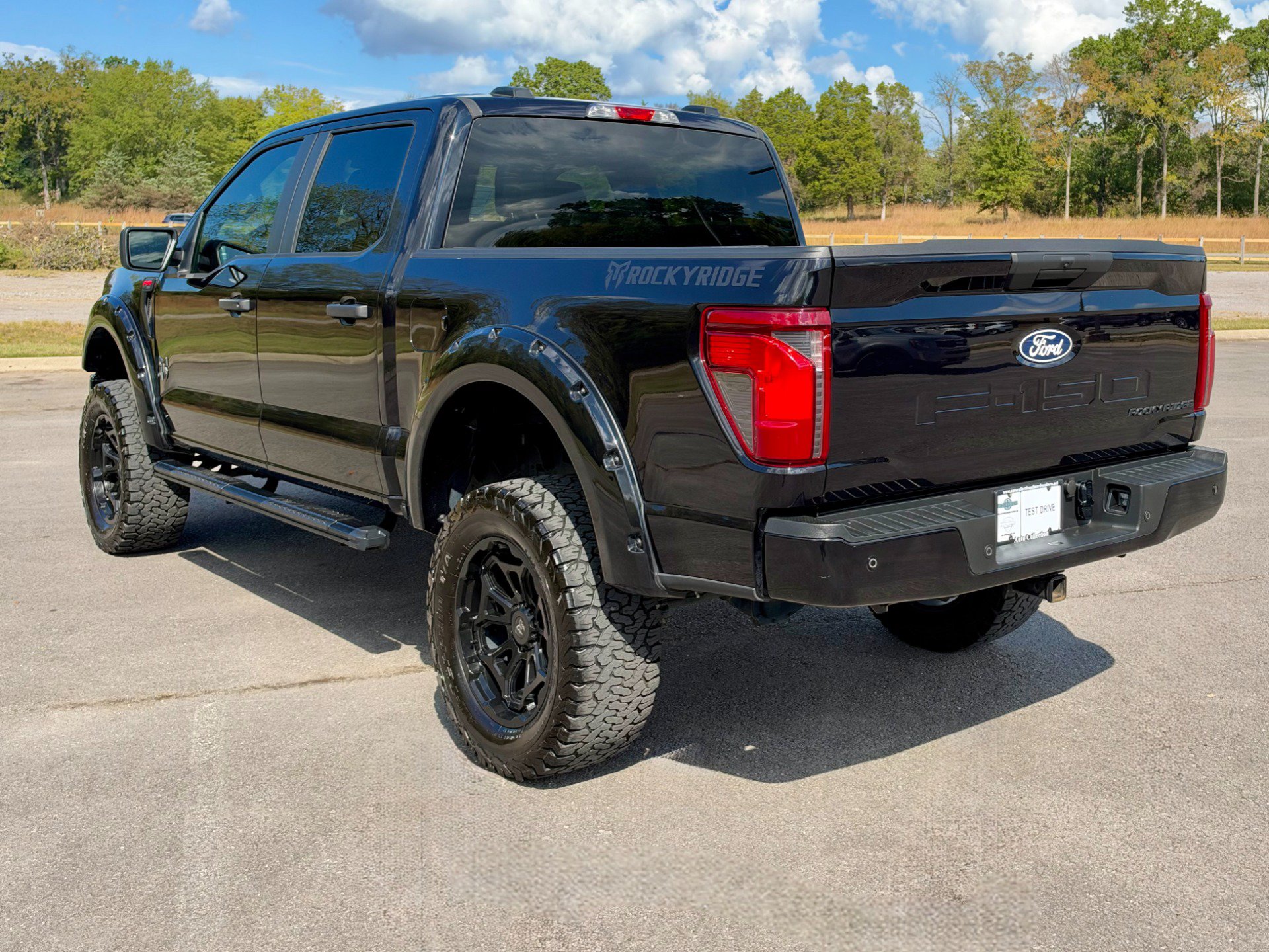 Used 2025 Ford F150 STX w/ Equipment Group 200A AWD/4WD image 4