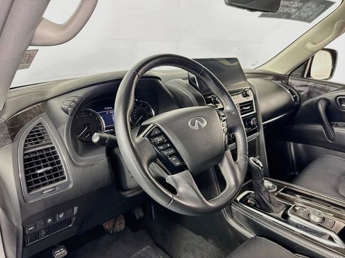 Used 2024 INFINITI QX80 Luxe AWD/4WD image 9
