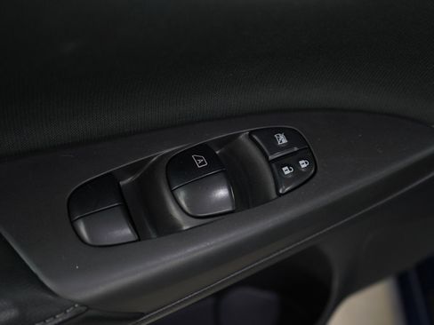 Used 2019 Nissan Sentra SV image 18