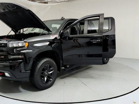 Used 2021 Chevrolet Silverado 1500 LT Trail Boss image 9