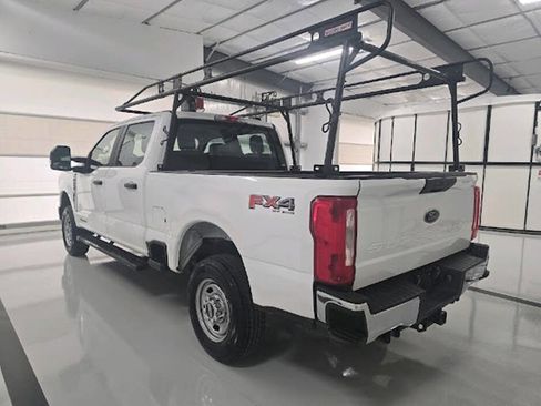 Used 2023 Ford F250 XL w/ FX4 Off-Road Package AWD/4WD image 5