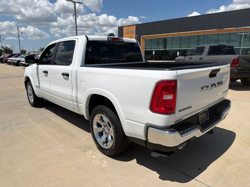 New 2026 RAM 1500 Big Horn AWD/4WD image 3