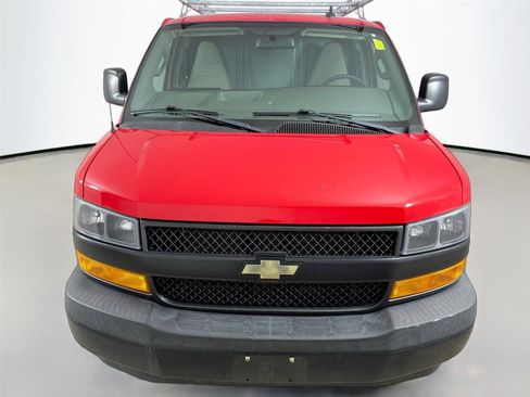 Used 2020 Chevrolet Express 3500 Extended w/ Driver Convenience Package image 2