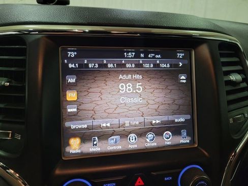 Used 2016 Jeep Grand Cherokee Limited image 35