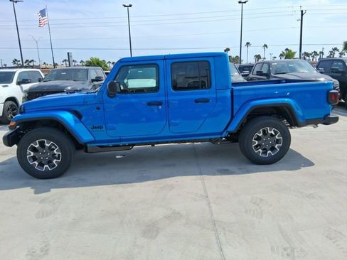 New 2026 Jeep Gladiator Sport image 4