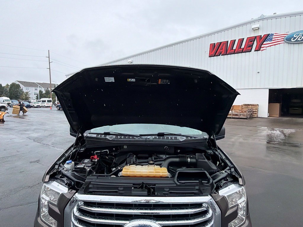Used 2017 Ford F150 XLT w/ Equipment Group 302A Luxury RWD image 18