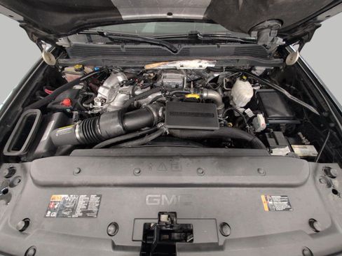Used 2019 GMC Sierra 2500 Denali AWD/4WD image 8
