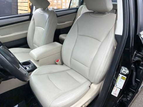 Used 2015 Subaru Legacy 2.5i Premium w/ Moonroof Package AWD/4WD image 20
