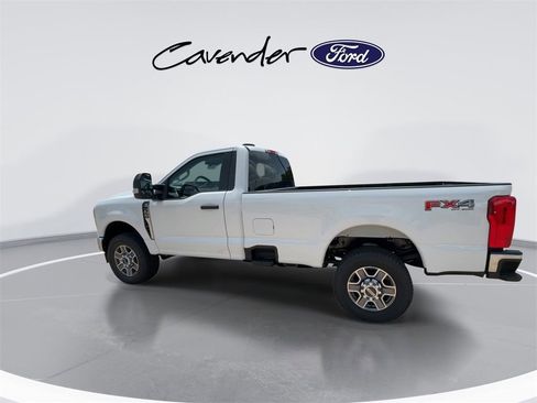 New 2025 Ford F350 XLT w/ FX4 Off-Road Package image 6