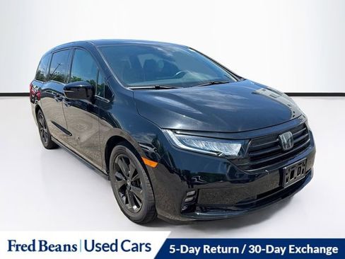 Used 2024 Honda Odyssey Sport image 1
