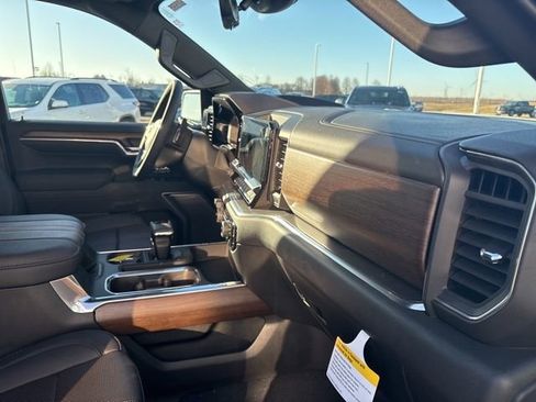 New 2026 Chevrolet Silverado 1500 High Country w/ High Country Premium Package image 23