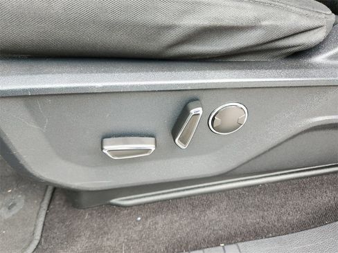 Used 2021 Ford F150 XLT w/ Equipment Group 302A High image 19