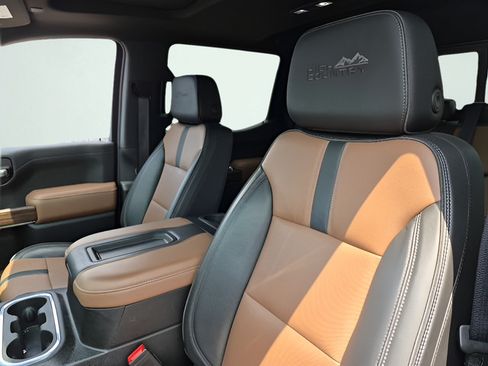 Certified 2020 Chevrolet Silverado 1500 High Country AWD/4WD image 11