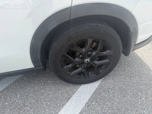 Certified 2023 Honda HR-V Sport image 10