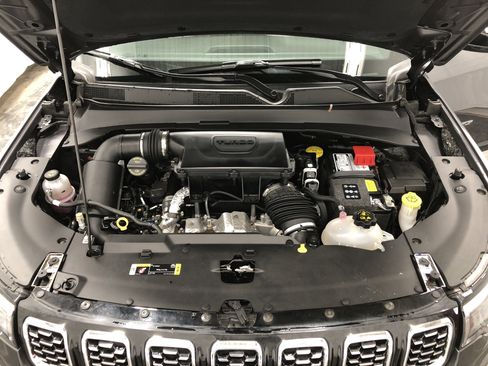 Certified 2024 Jeep Compass Limited w/ Elite Group image 8