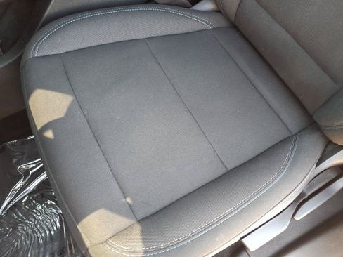 Used 2026 Chevrolet Equinox EV LT FWD image 22