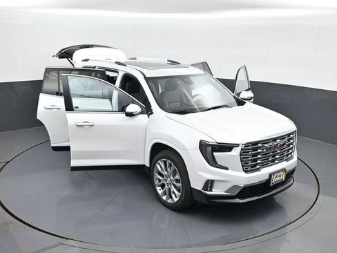 Used 2024 GMC Acadia Denali w/ Super Cruise Package AWD/4WD image 30
