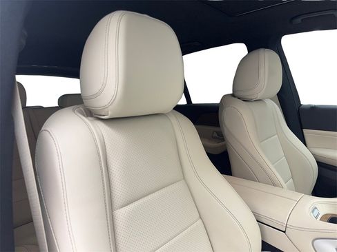 Used 2024 Mercedes-Benz GLE 350 4MATIC image 44