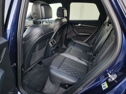 Used 2018 Audi SQ5 Premium Plus w/ Navigation Package image 16
