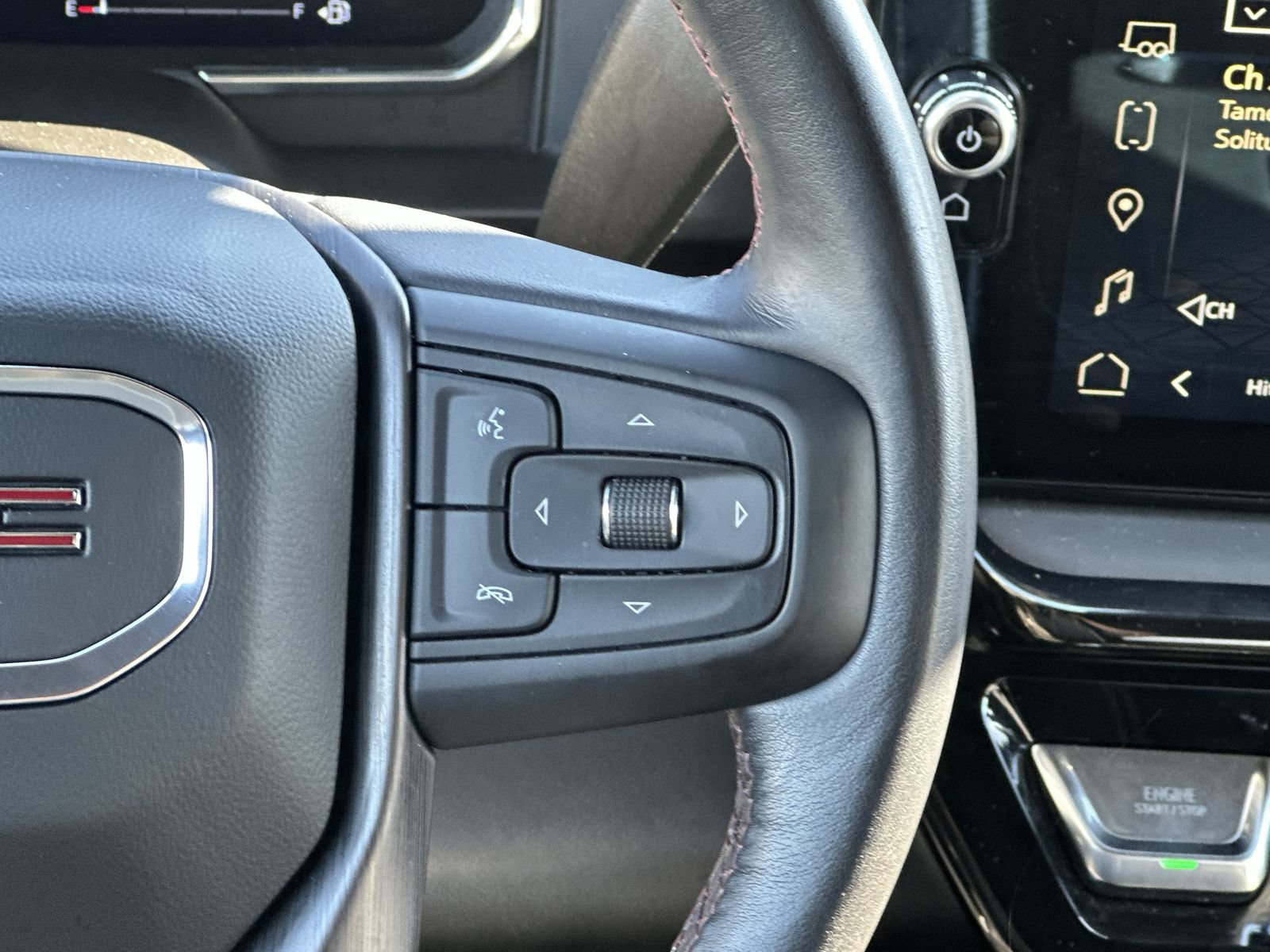Used 2025 GMC Sierra 2500 AT4X AWD/4WD image 21