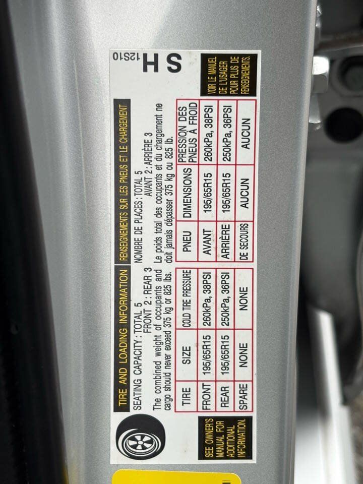 Used 2022 Toyota Corolla LE w/ Premium Interior Package FWD image 36