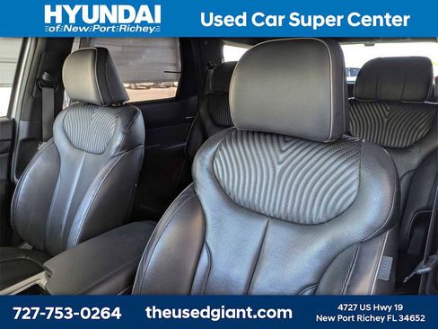 Used 2023 Hyundai Palisade Calligraphy image 7