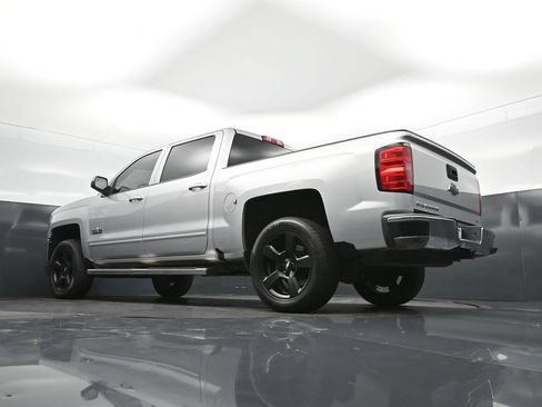 Used 2018 Chevrolet Silverado 1500 LT w/ Texas Edition RWD image 41