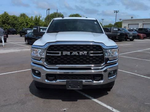 Used 2024 RAM 2500 Big Horn AWD/4WD image 3