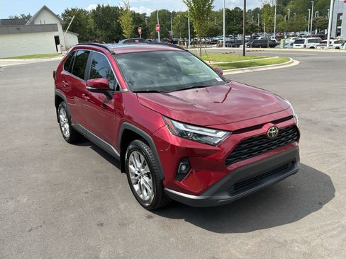 Used 2024 Toyota RAV4 XLE Premium AWD/4WD image 2