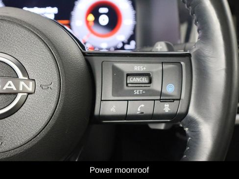 Used 2022 Nissan Pathfinder Platinum w/ Cargo Package image 10